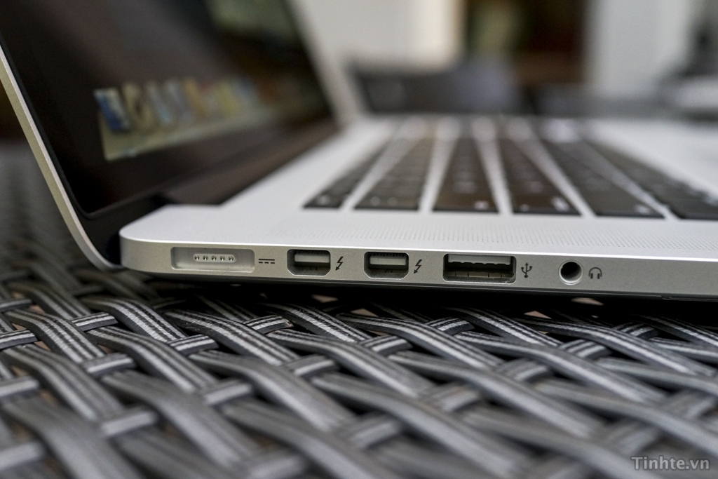bán Macbook Retina 15 inch cũ ME294 chính hãng