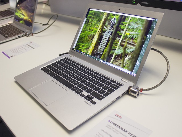 9 sản phẩm laptop tốt nhất năm 2015