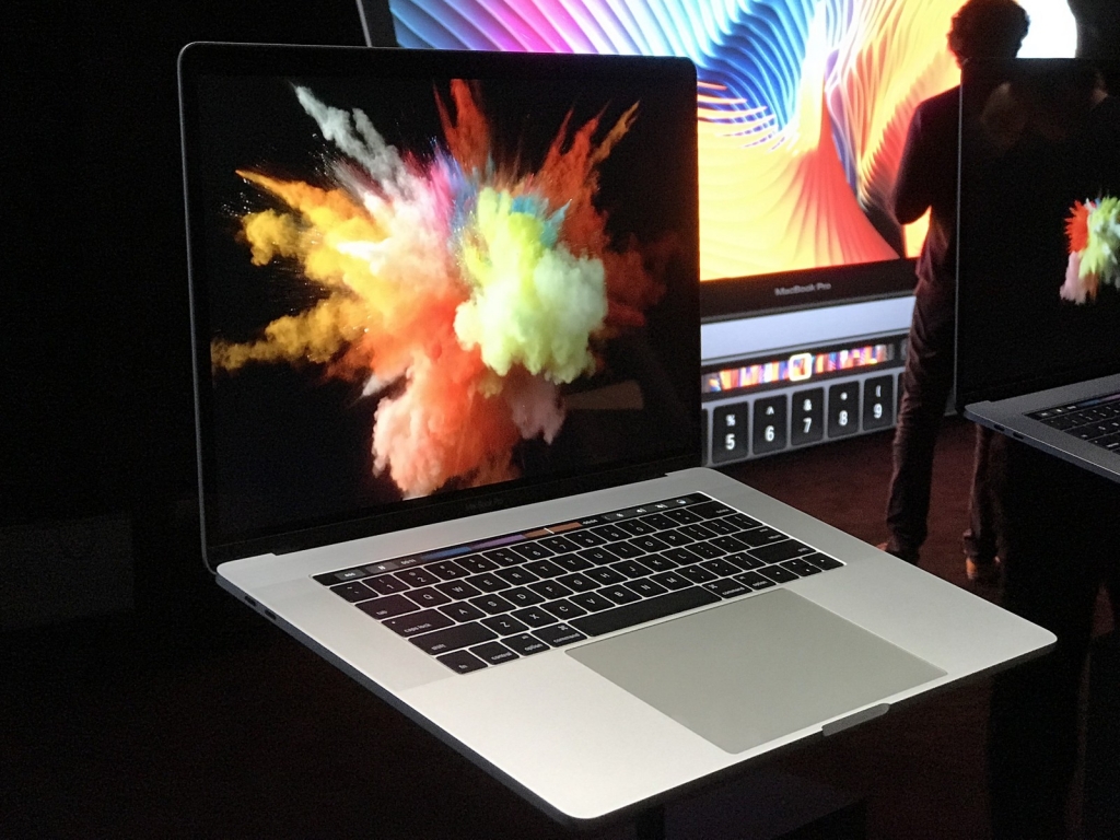 macbook pro 2016 đạt doanh số bán cao hơn Macbook Pro cũ