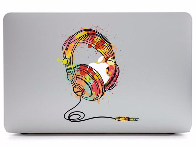 rang trí chiếc Macbook của bạn bằng những sticker