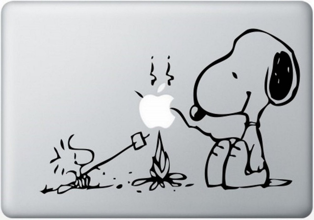 rang trí chiếc Macbook của bạn bằng những sticker