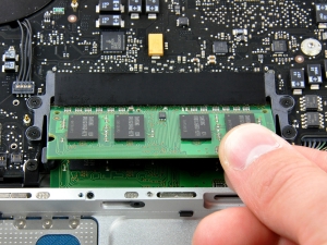 macbook pro 13 inch cũ
