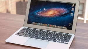 macbook air 11 inch cũ chính hãng