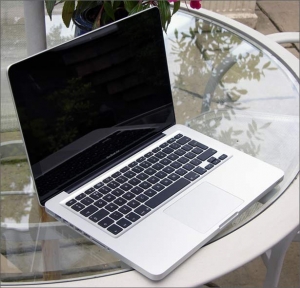 macbook pro 13 inch cũ 