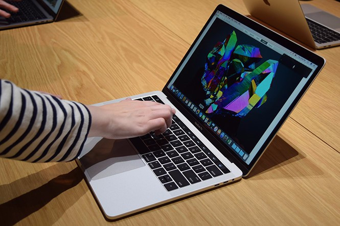 Macbook cũ chính hãng giá rẻ