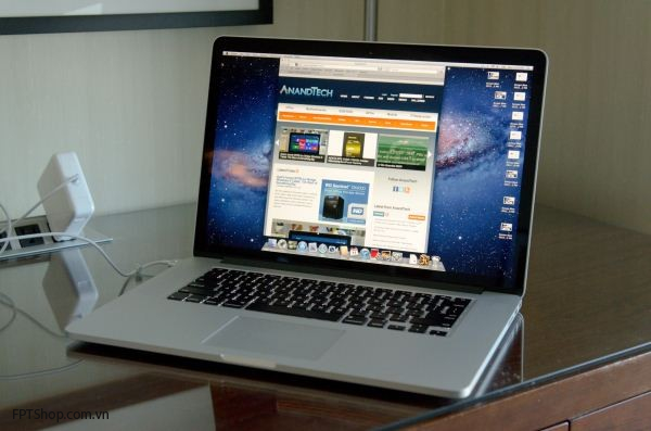 Macbook Retina cũ chính hãng
