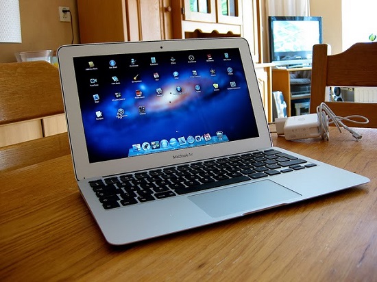 gia-macbook