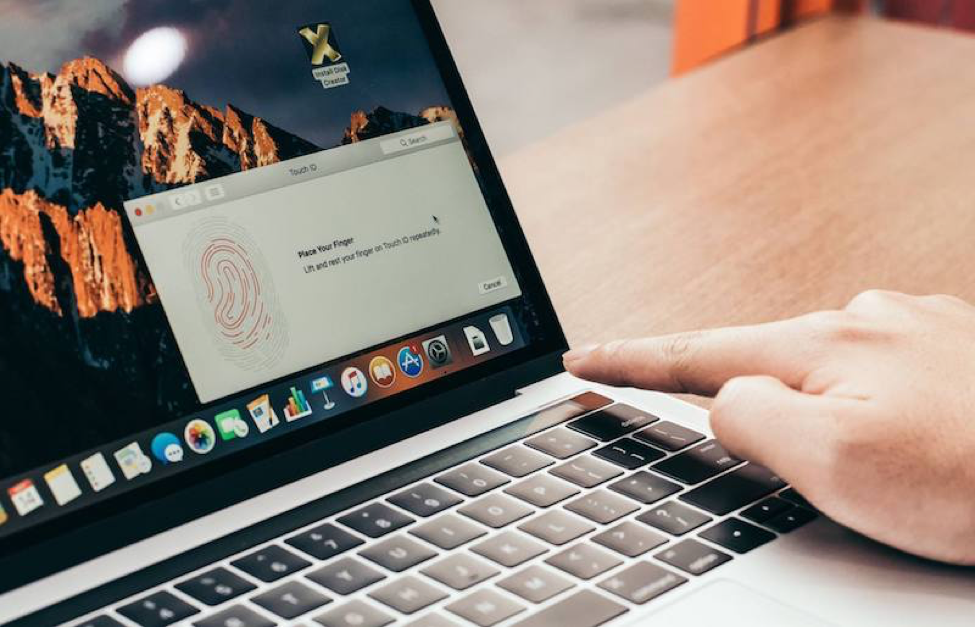 macbook-retina-cu-uy-tin