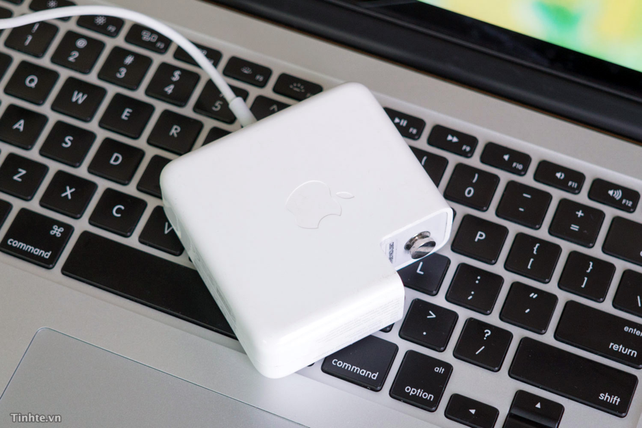 su-dung-sac-macbook-12-inch-cho-macbook-pro-co-sao-khong
