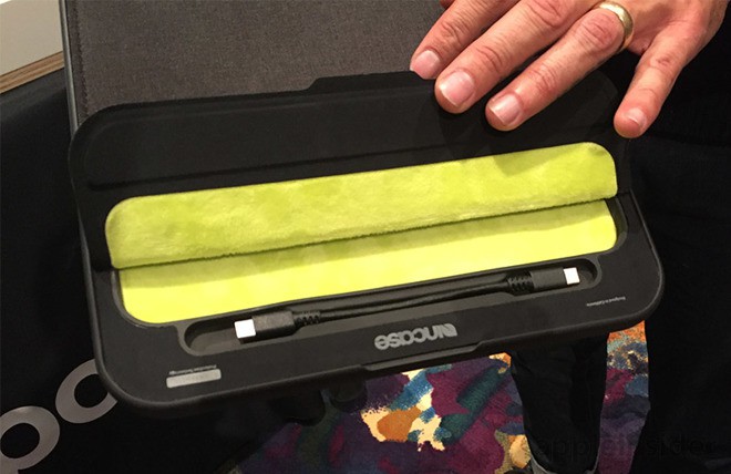 tui-chong-soc-vua-bao-ve-vua-sac-du-phong-cho-macbook-pro