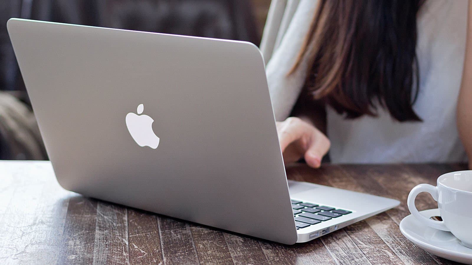 dia-chi-mua-macbook-cu-tai-ha-noi-1
