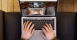 MacBook Pro 2020 Cấu Hình