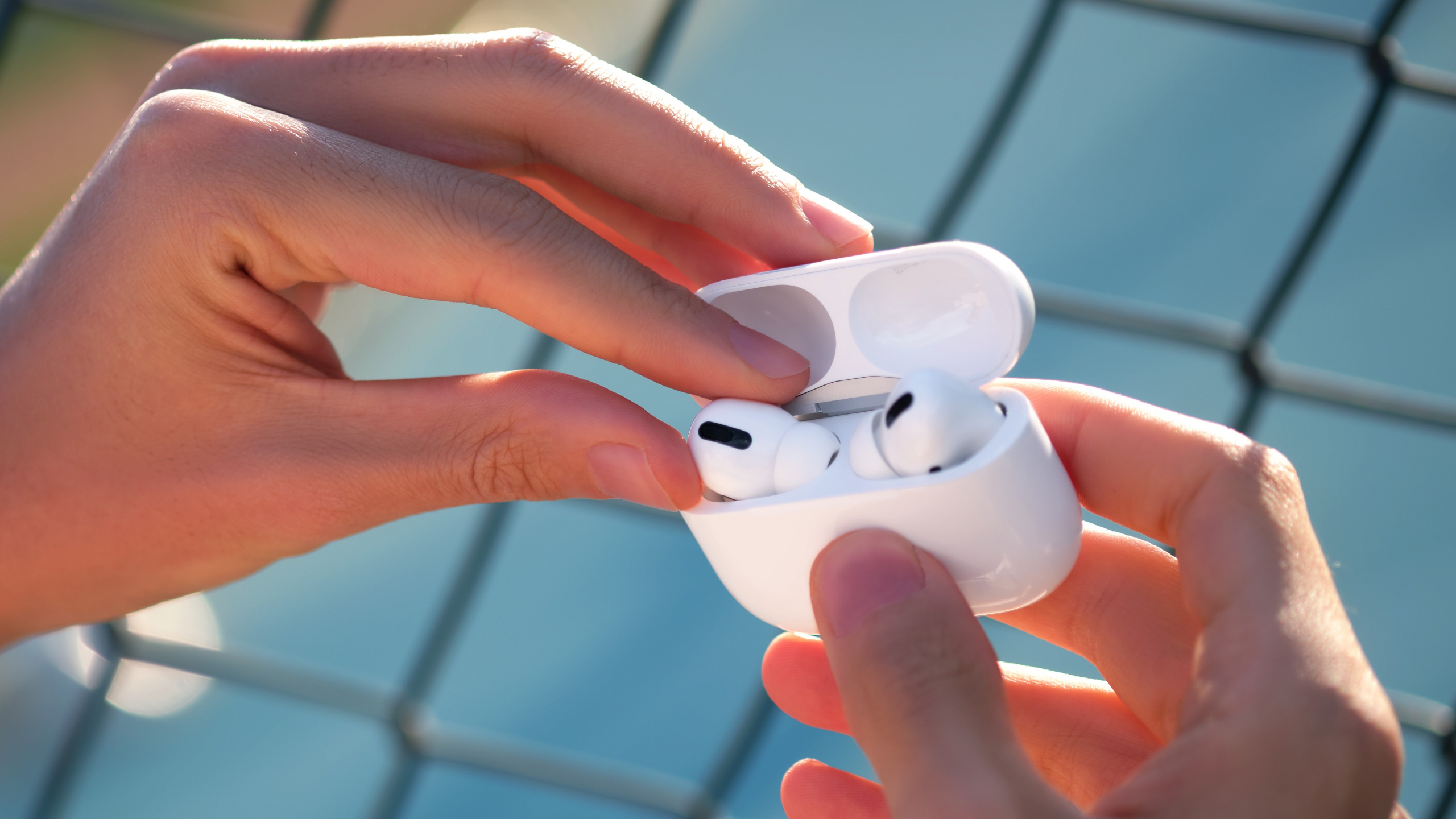 Tại sao nên đợi mua AirPods Pro?