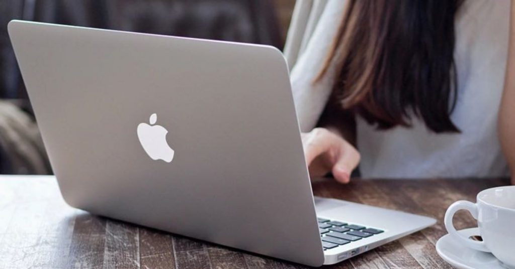 Điểm yếu có thể dẫn đến nứt gãy logo trái táo sáng