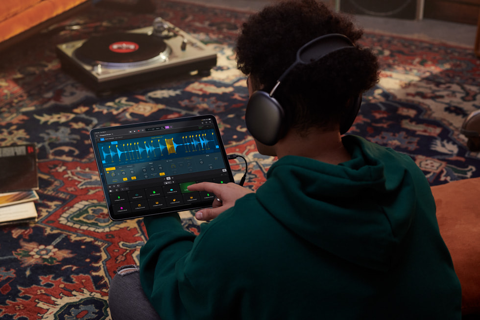 Các tính năng trên Logic Pro cho iPad