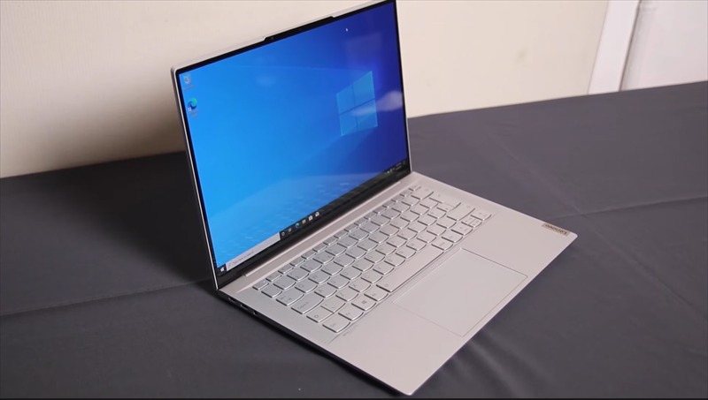 Top Laptop Nhỏ Gọn Cho Nữ Thời Trang Nhưng Vẫn Có Hiệu Năng Vượt Trội